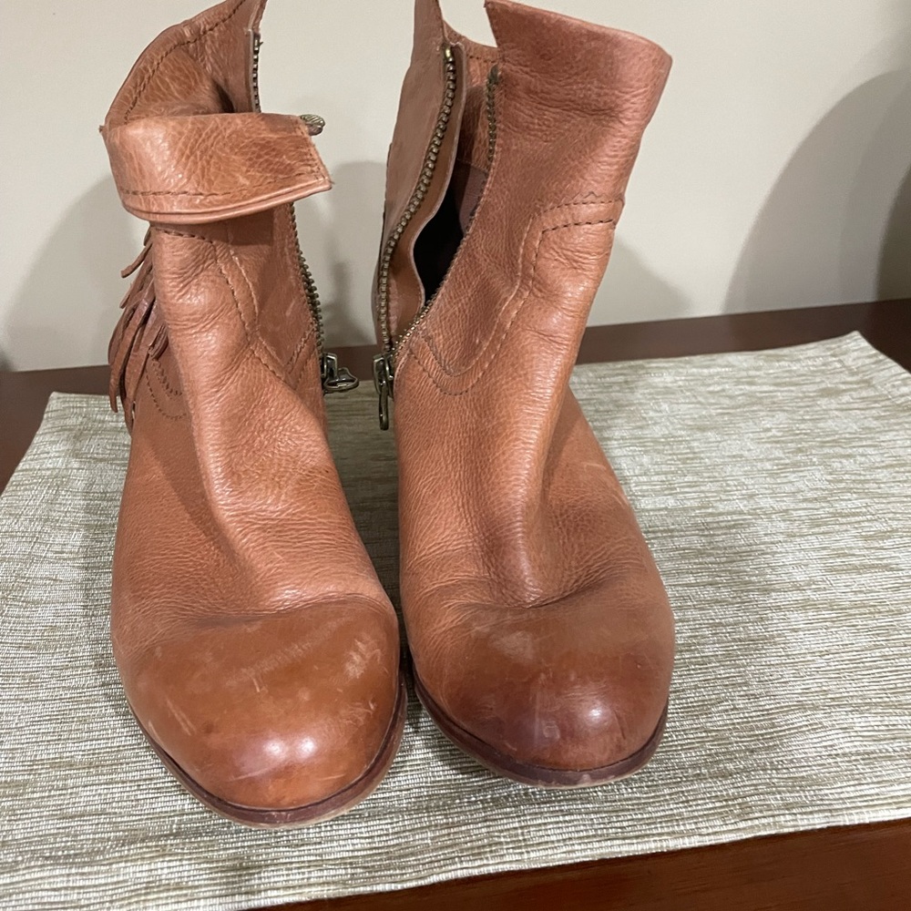 Ankle boot